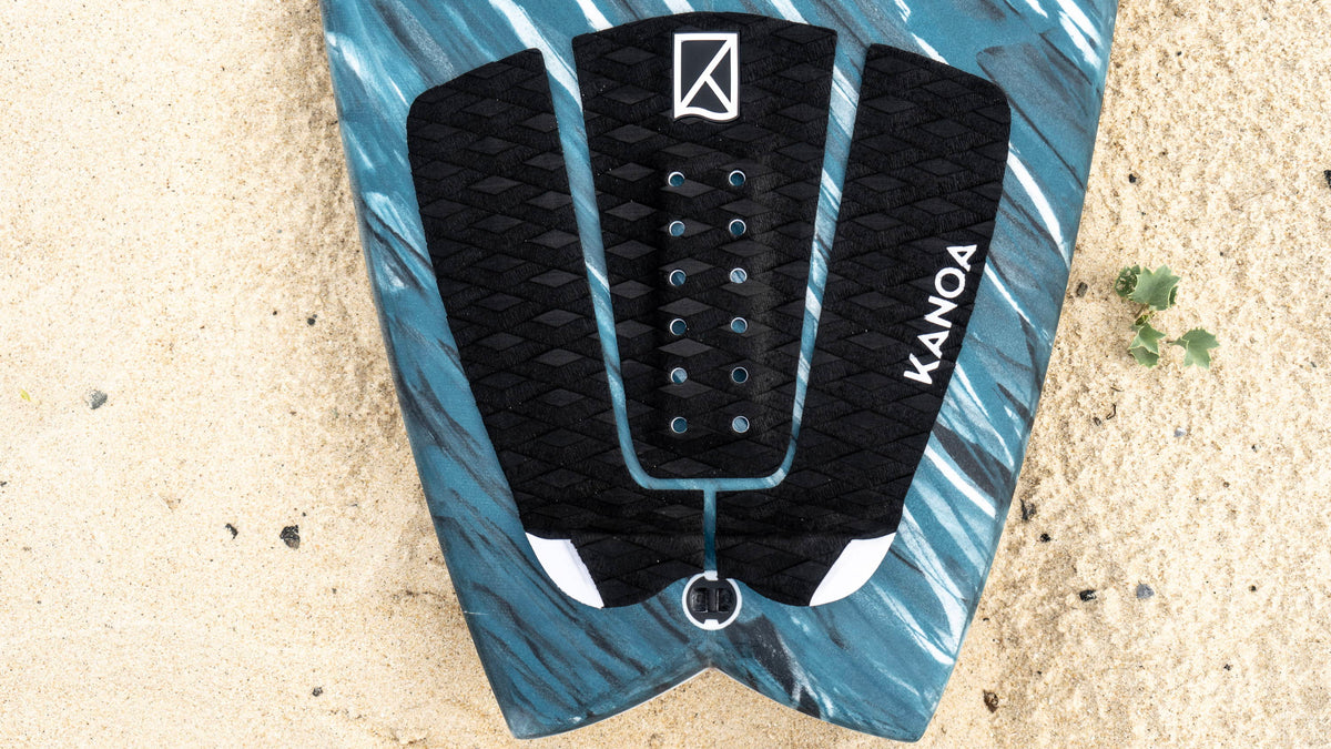 How to Properly Remove Your Surfboard Traction Pad and Get It